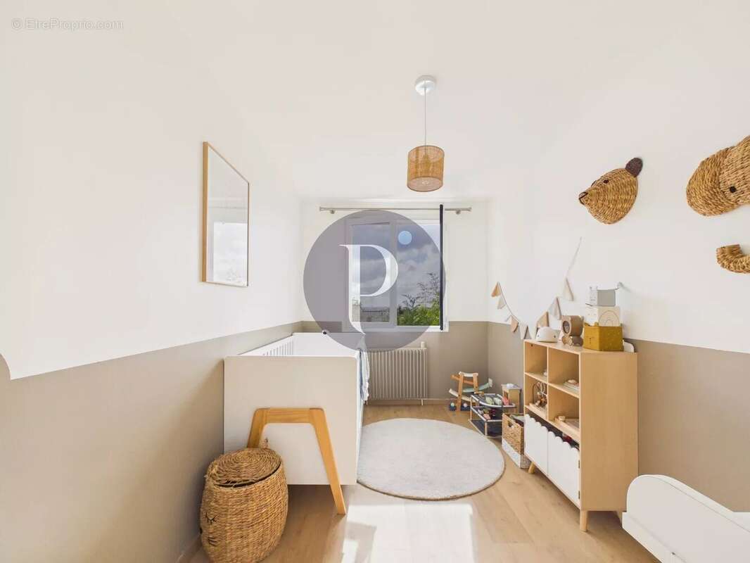 Maison à LE PLESSIS-ROBINSON