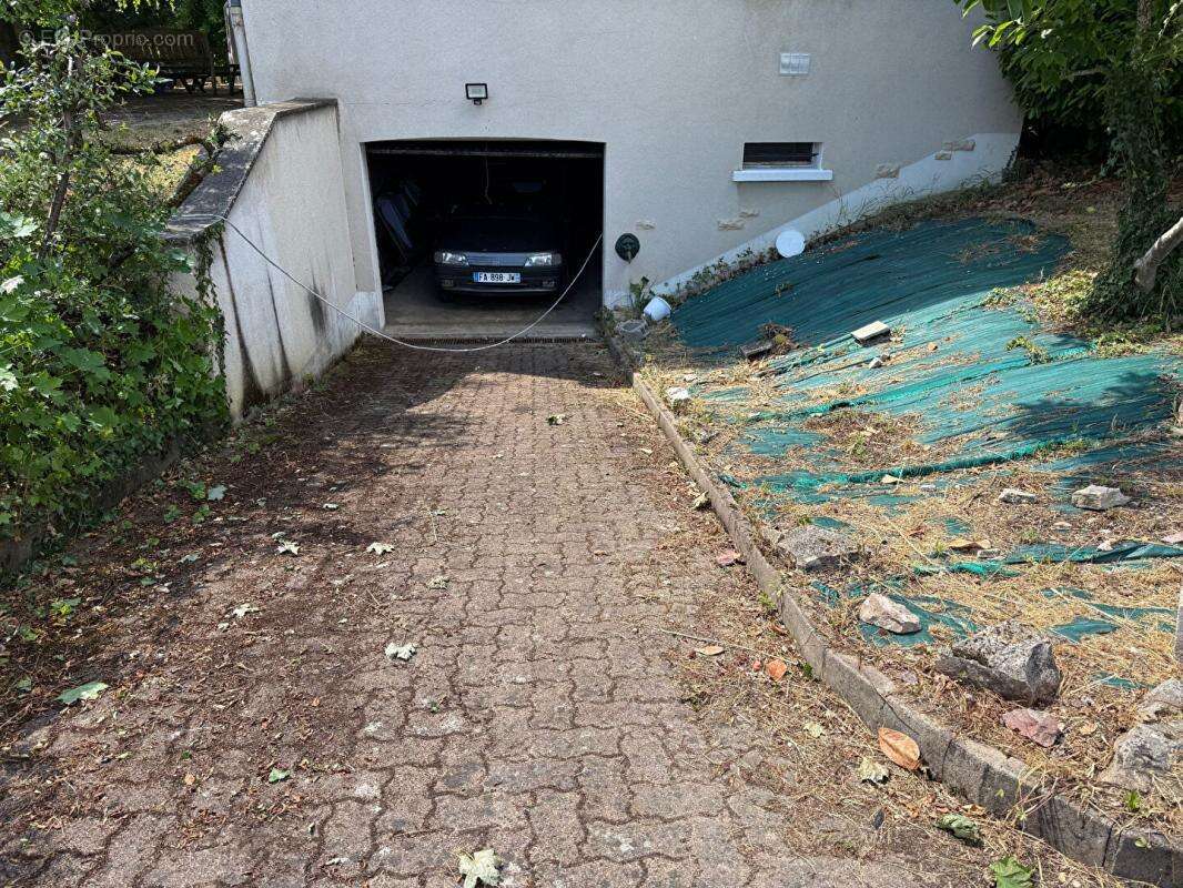 Maison à CHATENOY-LE-ROYAL