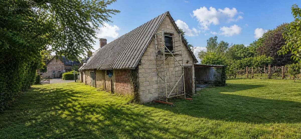 Maison de plain-pied 5 pièces de 85 m² à Saint-Pierre-en-Auge - photo 11