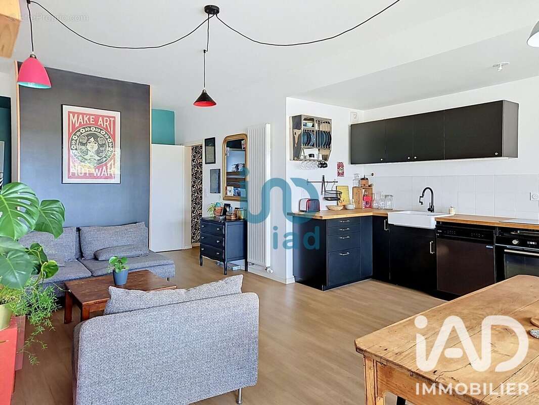 Appartement 80 m² à Saint-Jacques-De-La-Lande  - photo 3