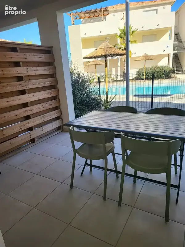 Marina di Bravone   T3 avec terrasse face piscine, parking privatif et plage à proximité - photo 2