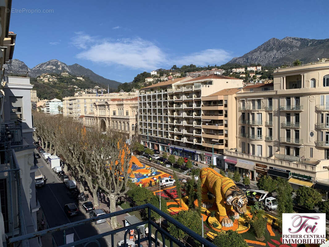 Appartement 74 m² à Menton  - photo 2