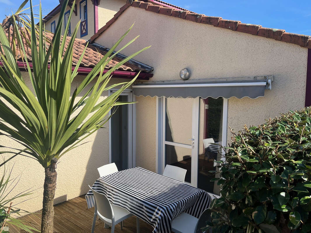 Maisonnette T2 37m2 rénovée dans résidence privée - photo 2
