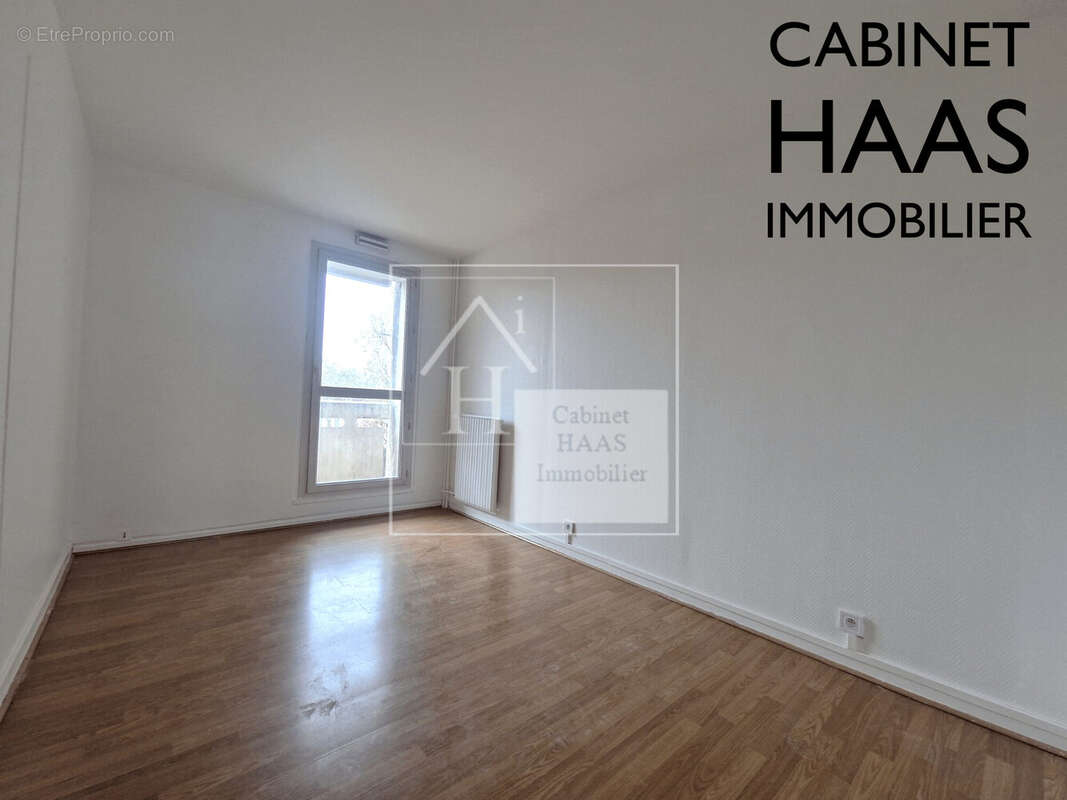 Chambre 3 - Appartement à MAISONS-ALFORT