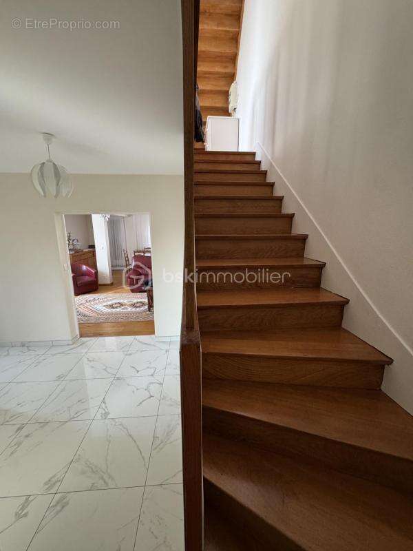 Maison à FONTAINE-LES-DIJON