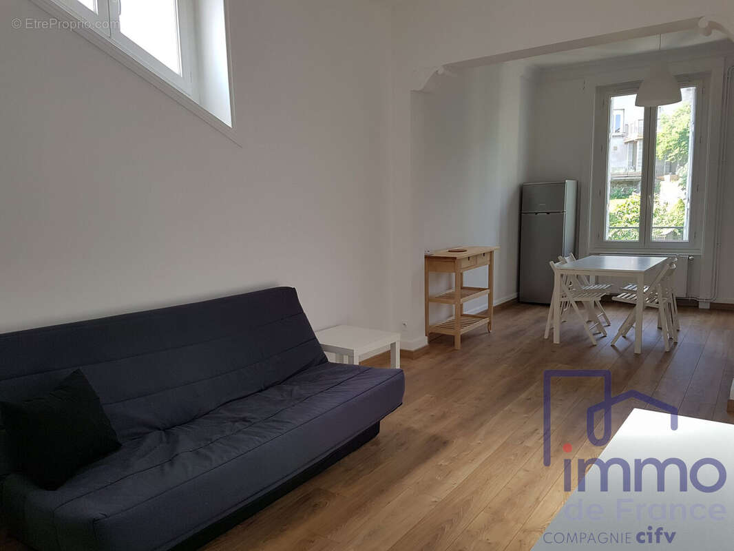Appartement à SAINT-ETIENNE