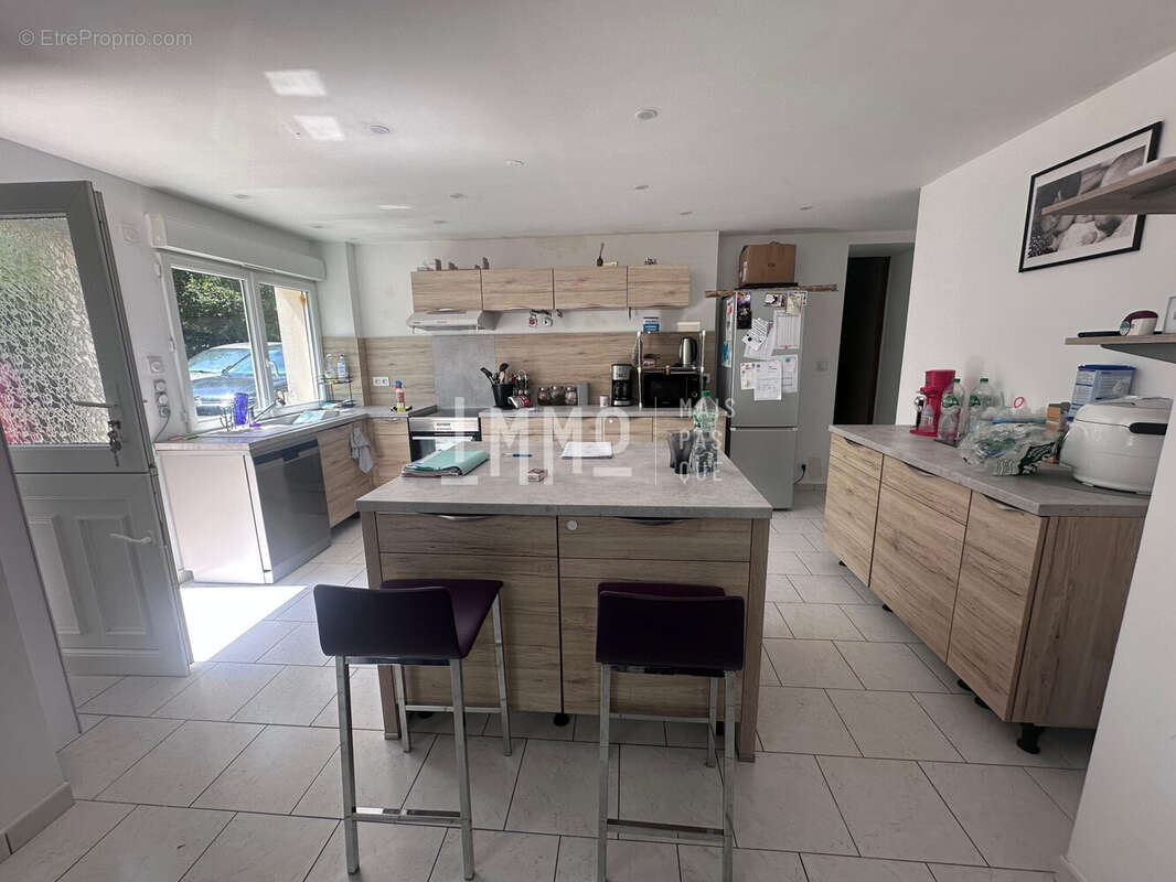 Maison à VERNEIL-LE-CHETIF