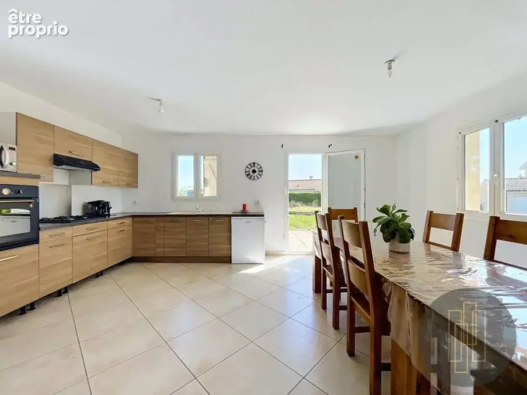 EXCLUSIF - Maison de plain-pied à Arnas – 90,49 m² habitables sur 934 m² de terrain - photo 3
