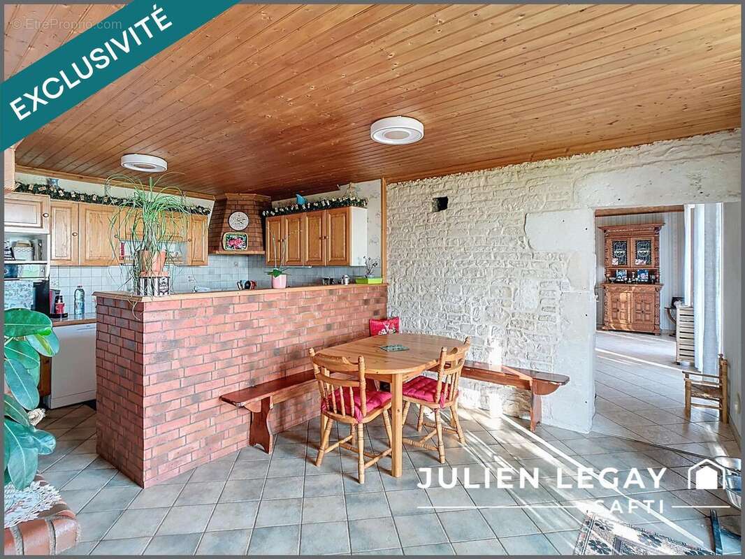 Photo 4 - Maison à MAUZE-SUR-LE-MIGNON