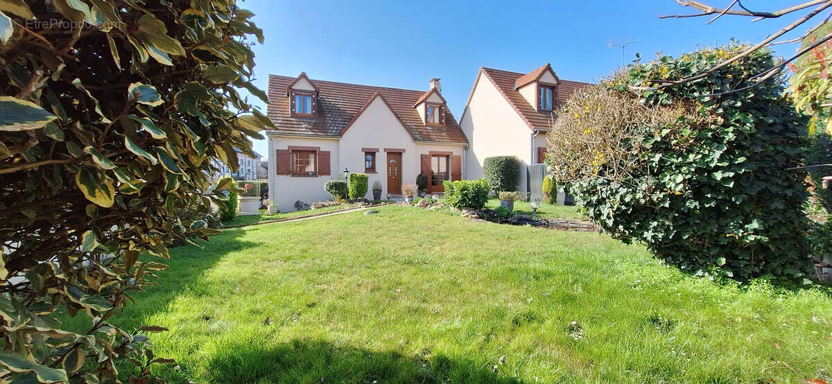 Maison à SENS