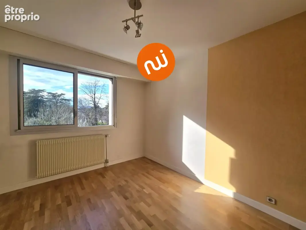 DERNIER ETAGE - Appartement T4 104m² - photo 9