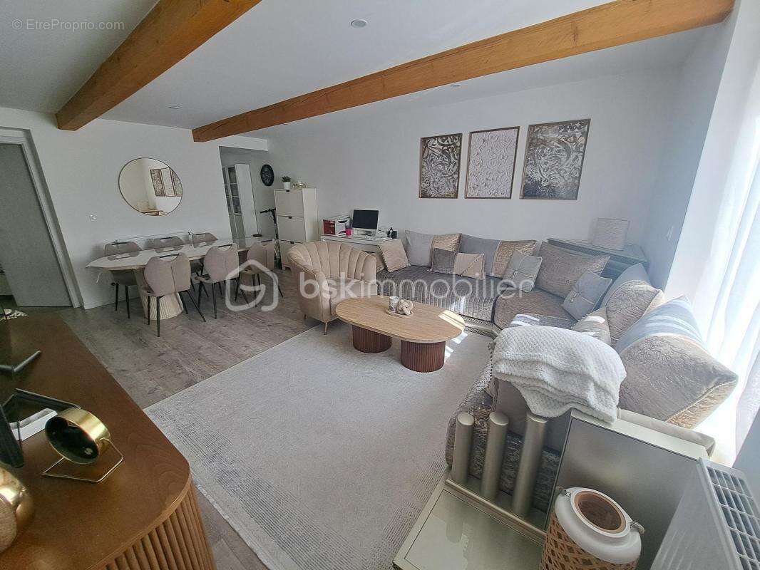 Appartement à MOREZ