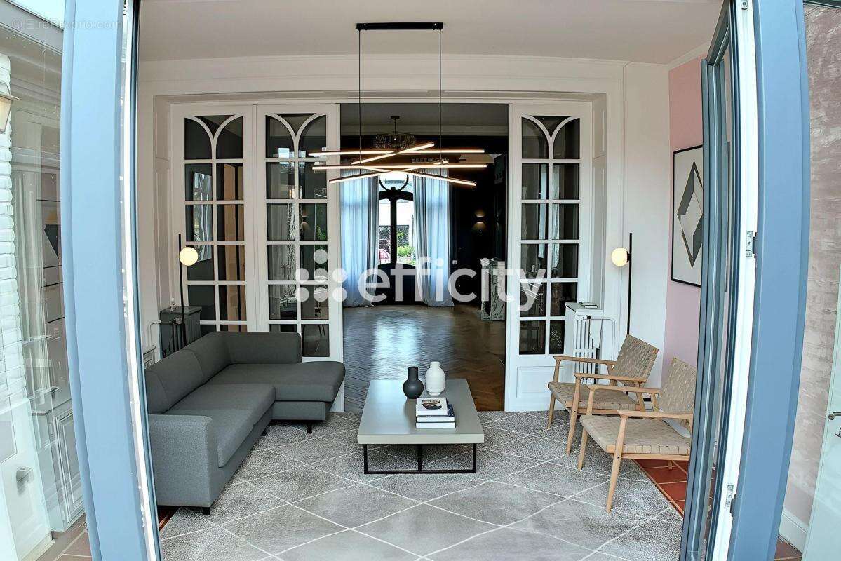 Maison à LA MADELEINE