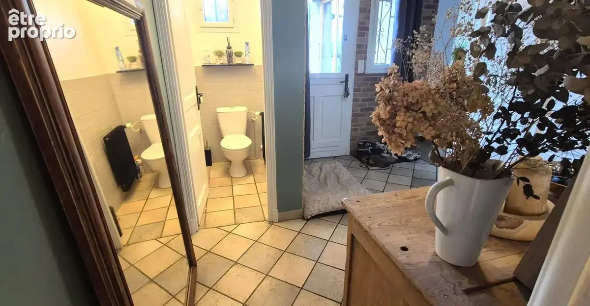 Belle Maison en Pierre ou de Caractère de 160 m² Entièrement Rénovée avec Cour de 140 m², Patio, Cave avec Chaufferie Gaz de 76  - photo 8