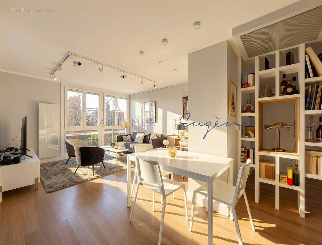 Appartement à PARIS-17E