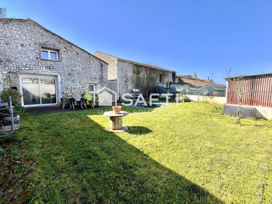 Photo 1 - Maison à NIEULLE-SUR-SEUDRE