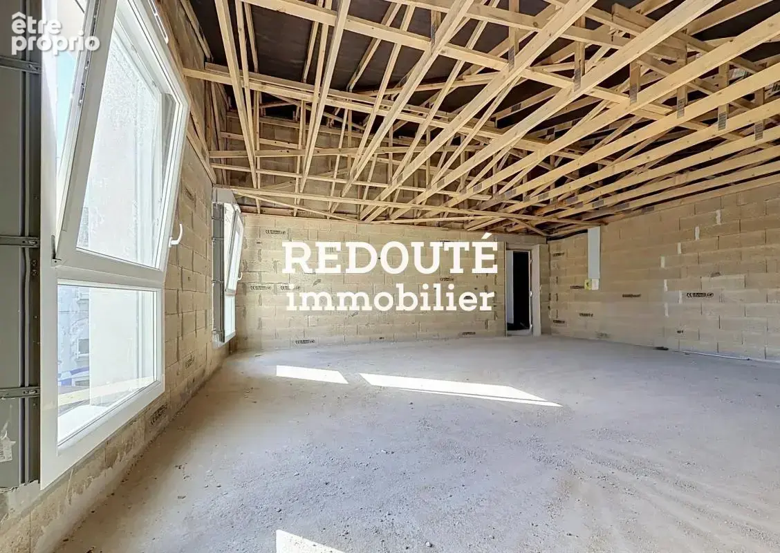 Plateau de 47 m² au 2ème et dernier étage – à aménager - photo 3