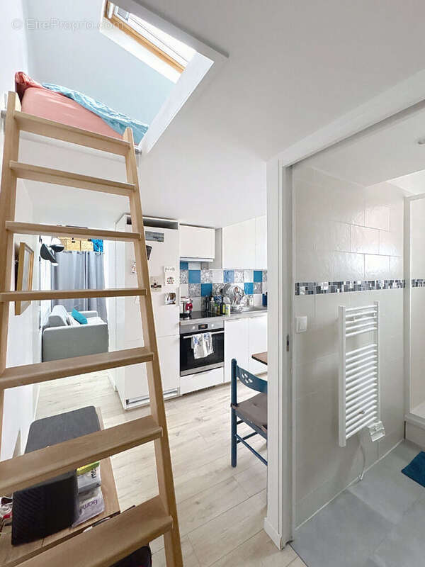 Appartement à PARIS-19E