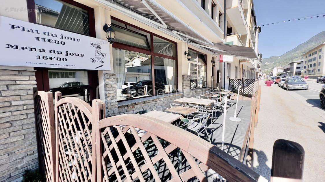 Fonds de commerce – Restaurant 85 m² – Fourneaux - photo 11