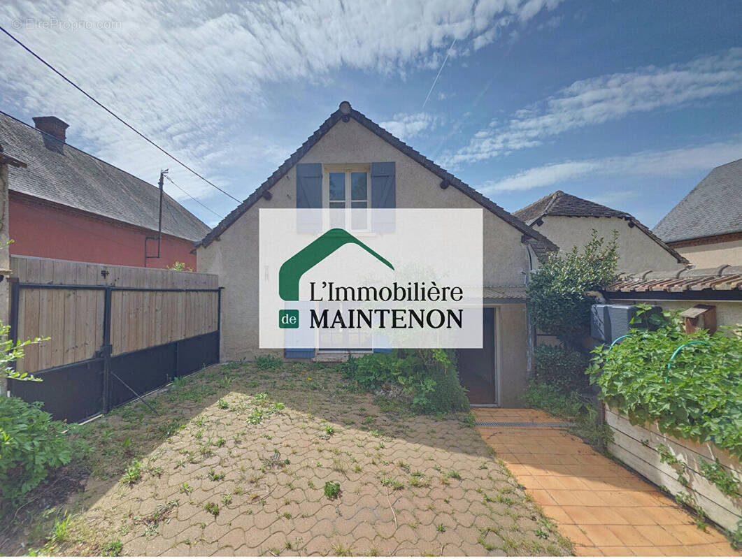 Maison à MAINTENON