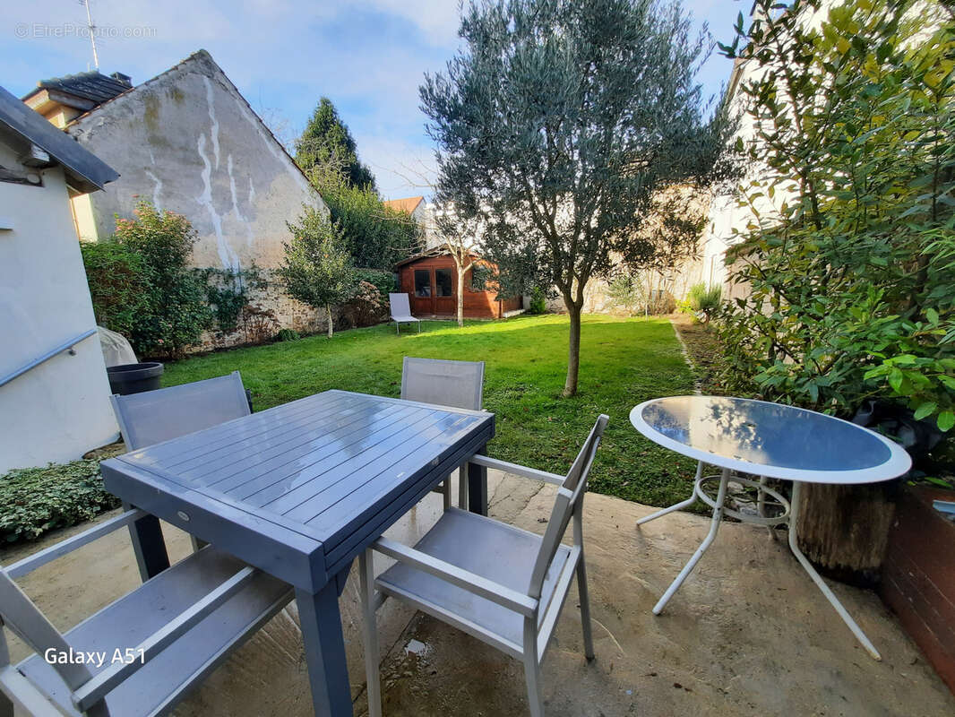 Maison à QUINCY-VOISINS