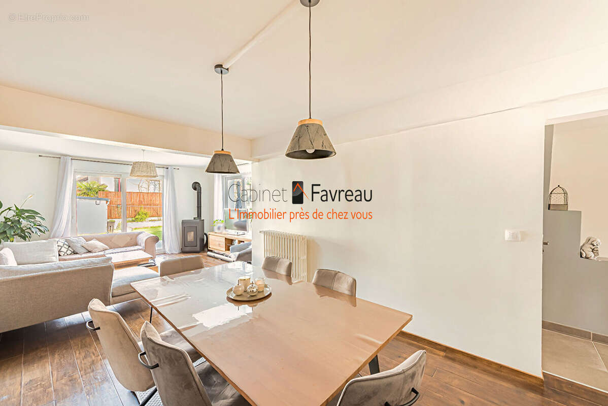 Maison à CHEVILLY-LARUE