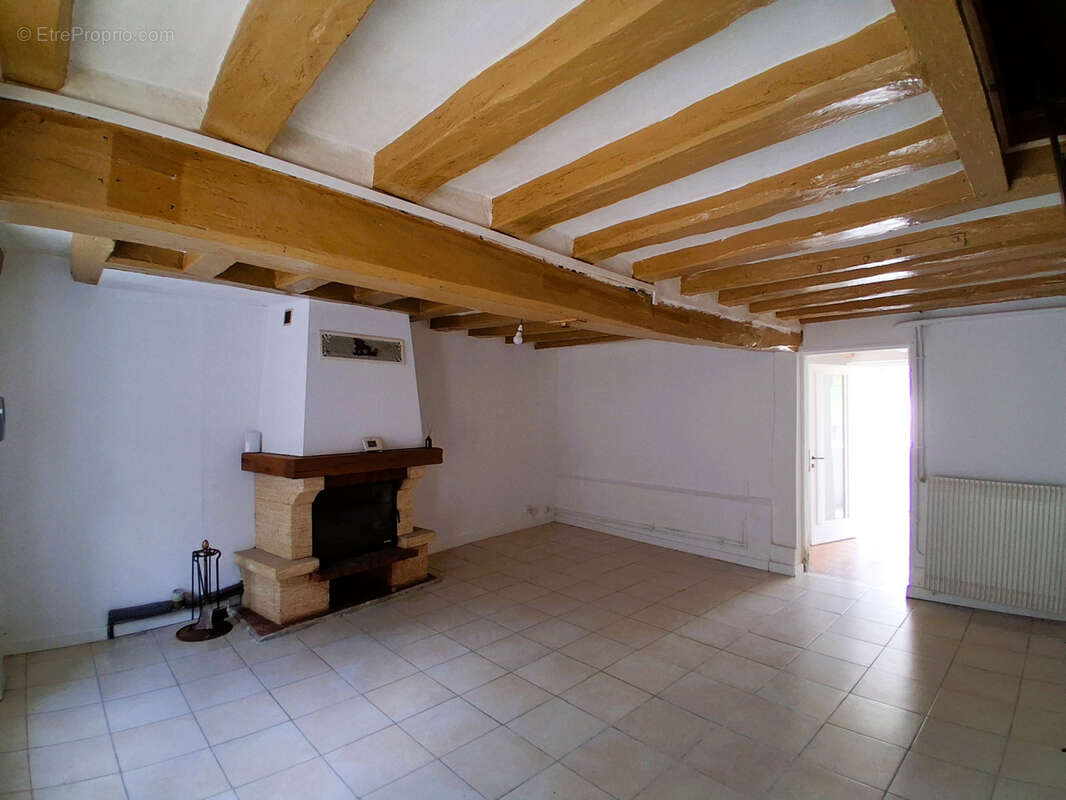 Maison à LA BUSSIERE
