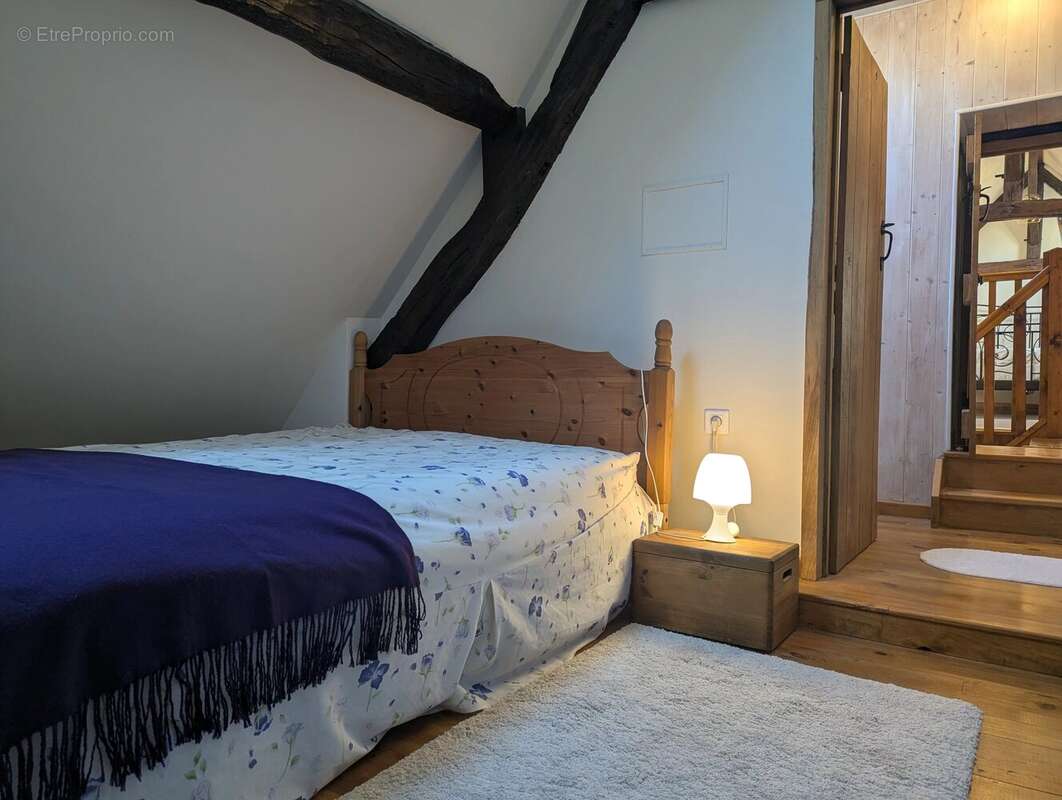 Maison à LIGNAC