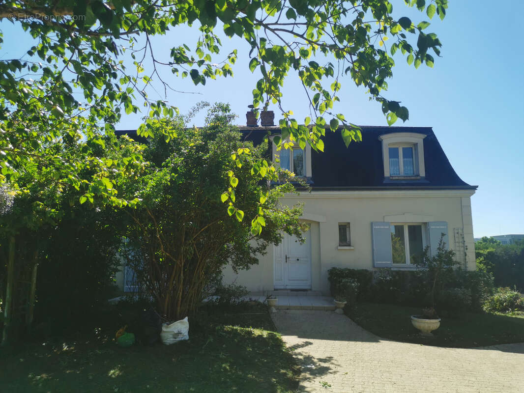 Maison à OLIVET