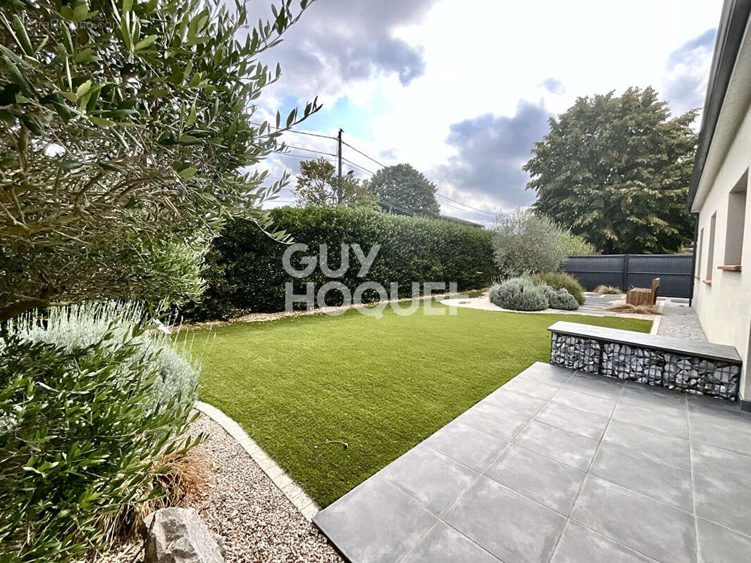 Maison de plain-pied T4 de 88 m2 sur une parcelle de 550 m2 - photo 3