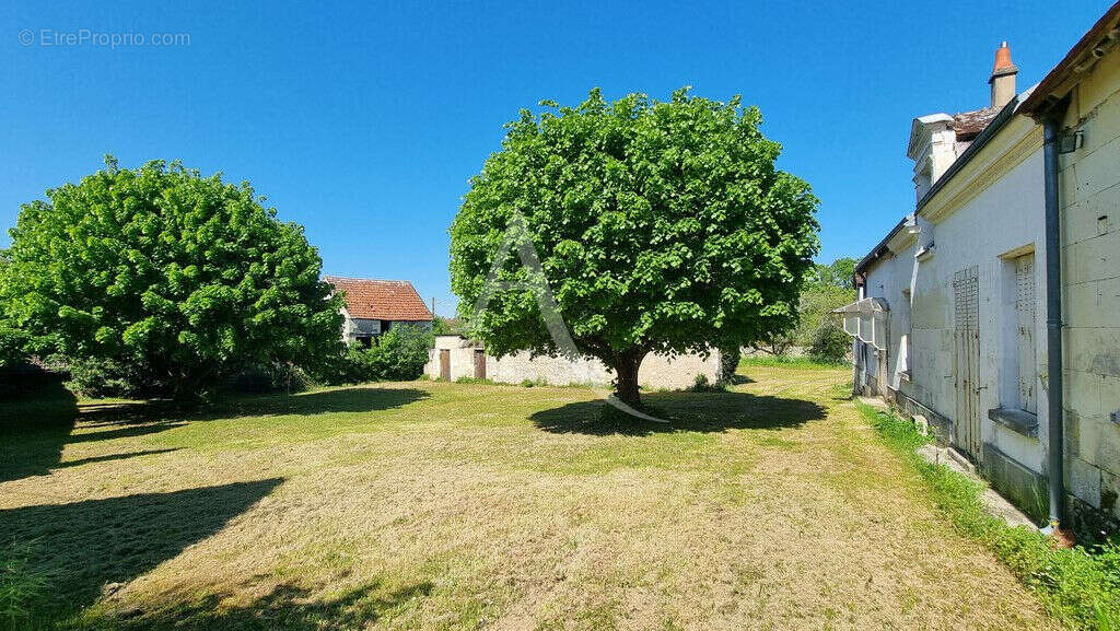 Maison à NOYERS-SUR-CHER