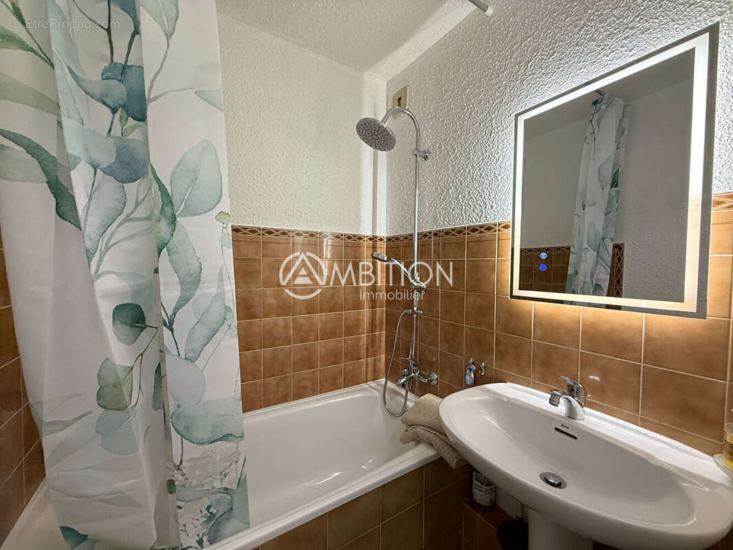 Appartement à SAINT-RAPHAEL