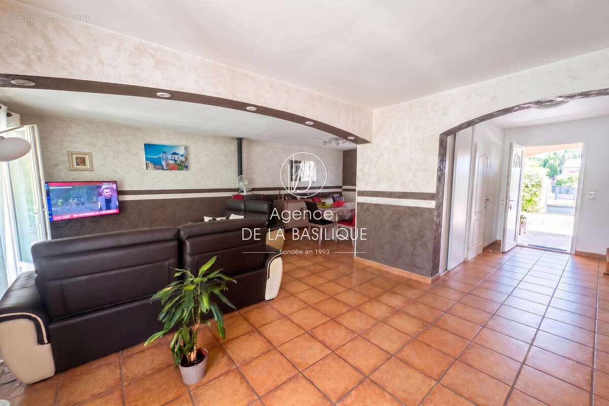 Maison 120 m² à Tourves  - photo 7