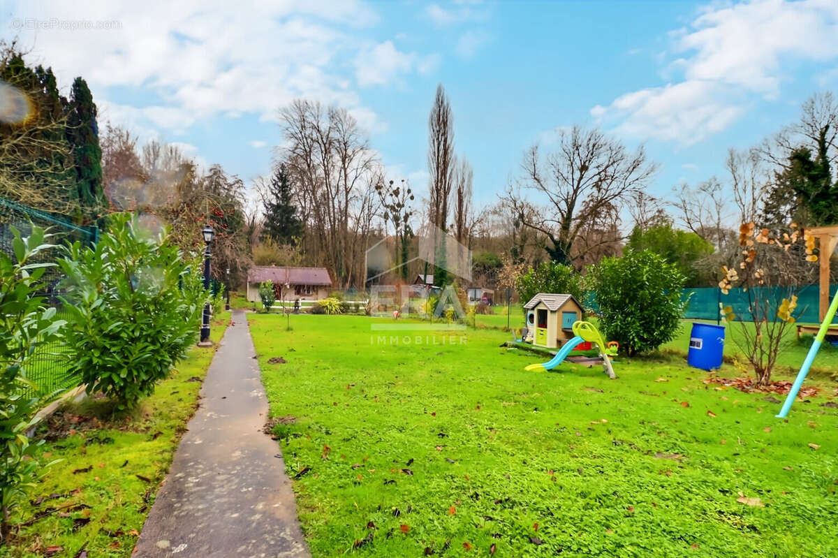 Maison à CHALO-SAINT-MARS