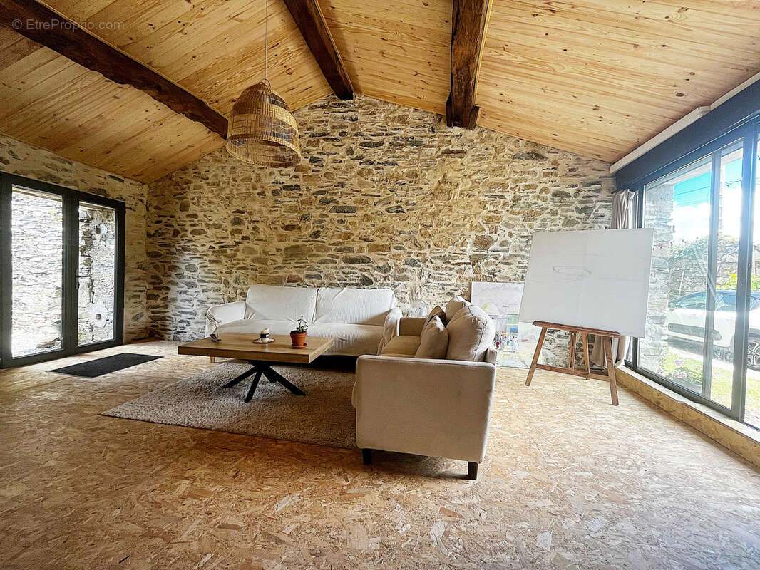 Maison à FROSSAY