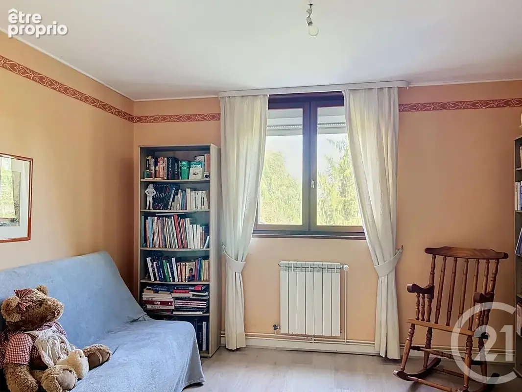 Maison 7 pièces 198 m² à vendre à Thaon-Les-Vosges (88150) - photo 17
