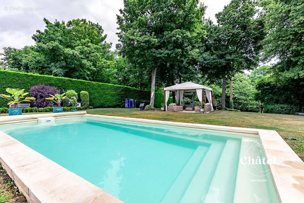 Axe Senlis - Crépy en Valois - Maison avec garage - piscine - jardin - photo 15