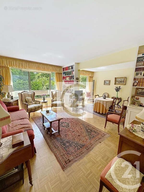 Appartement à SAINT-CLOUD