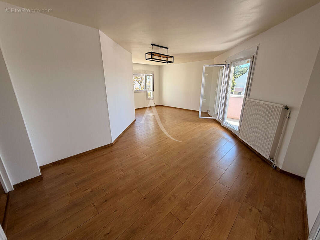 Ne manquez pas cette belle opportunité ! T4 de 80 m² exposé plein sud - photo 3
