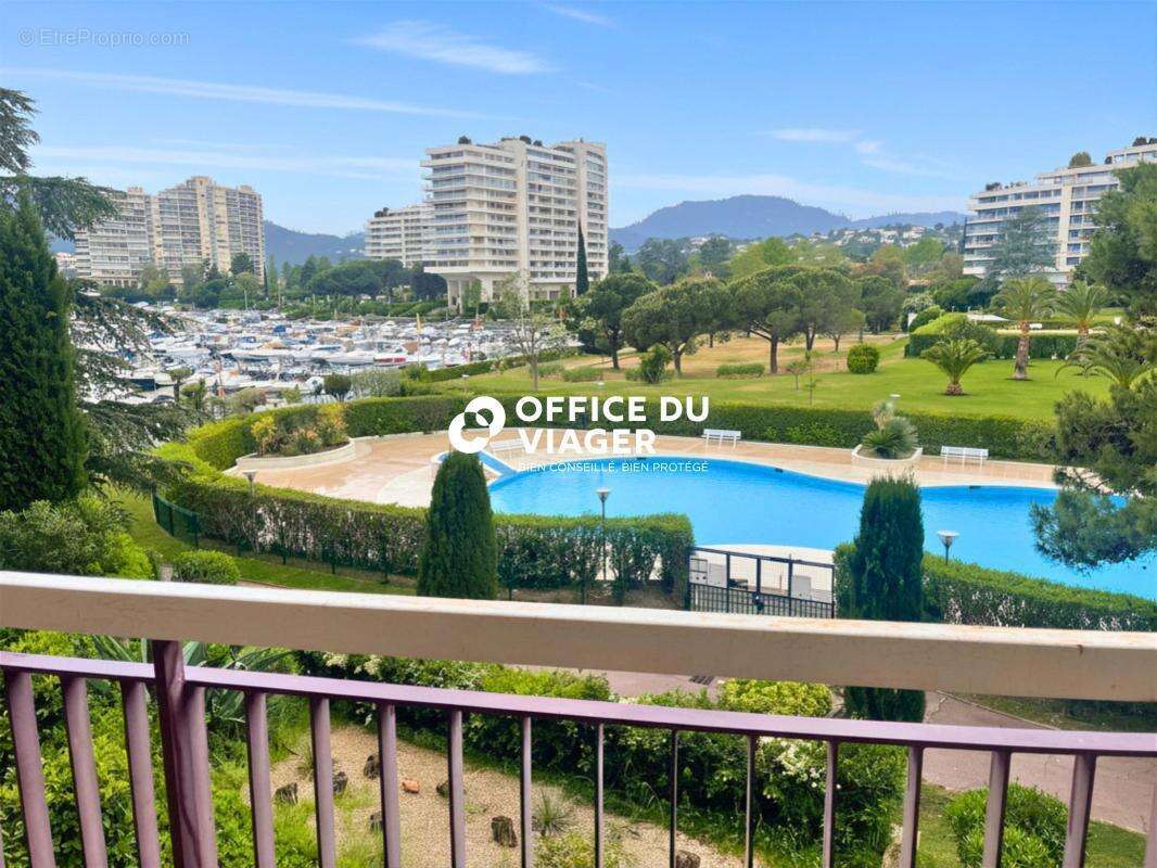Appartement à MANDELIEU-LA-NAPOULE