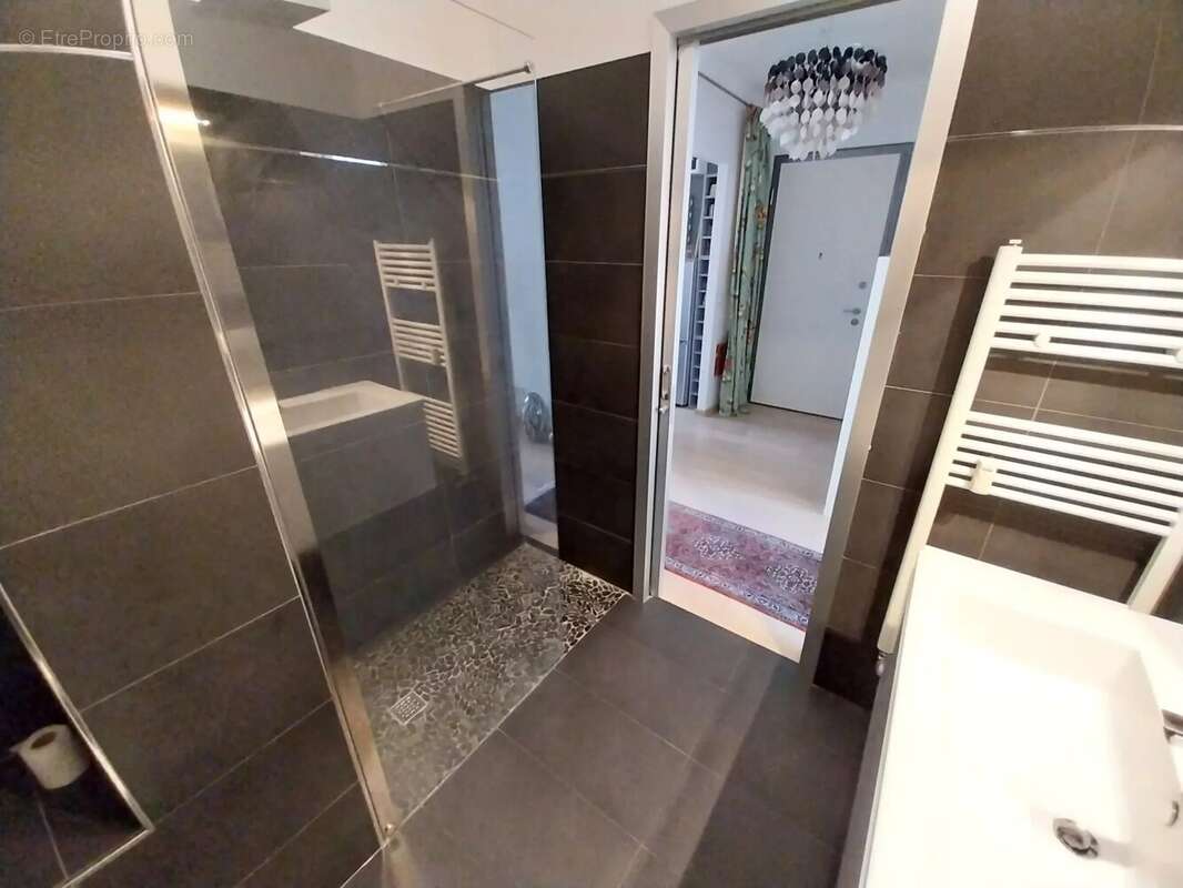 Appartement à ROQUEBRUNE-CAP-MARTIN