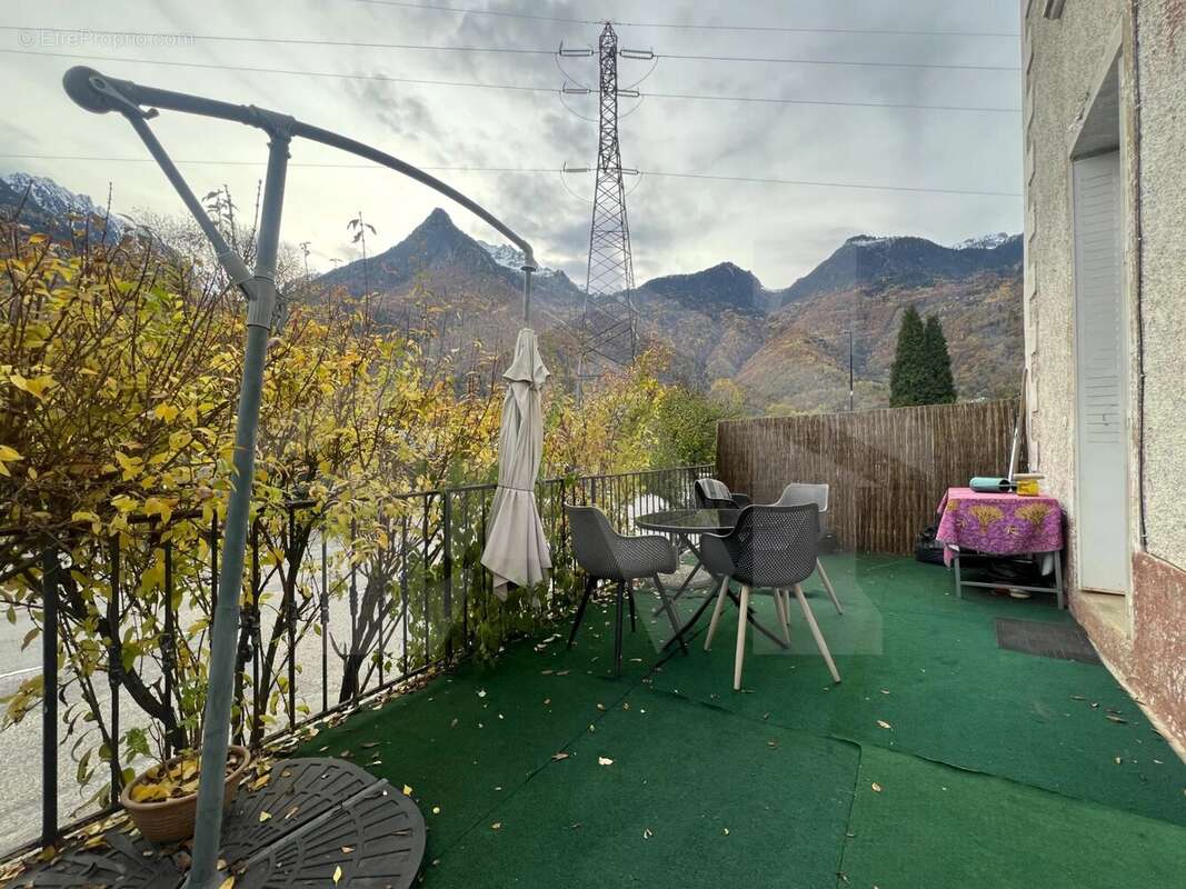 Maison à SAINT-REMY-DE-MAURIENNE