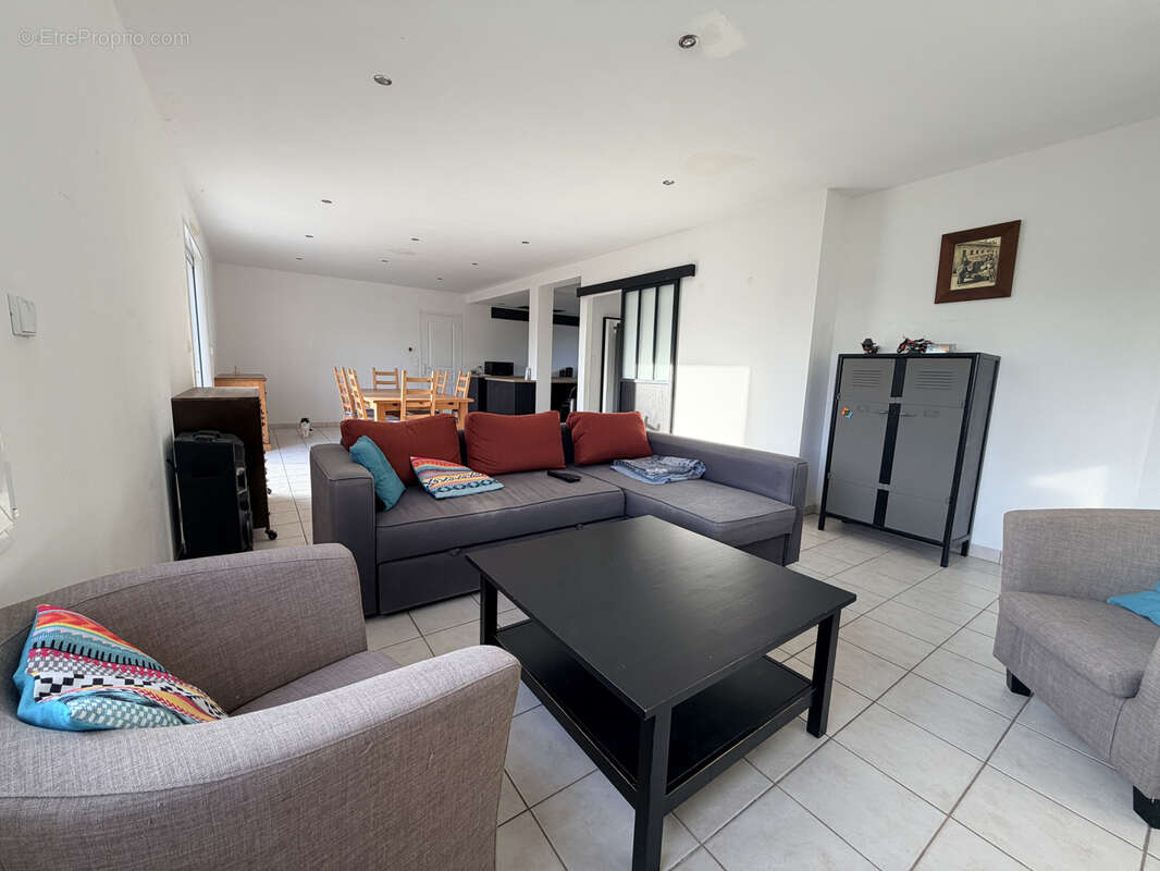 Maison à LE LANDREAU