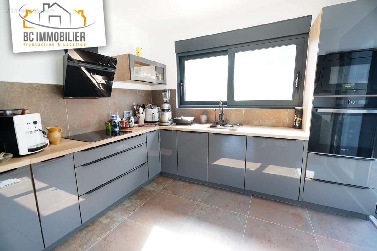 Maison à PREVESSIN-MOENS