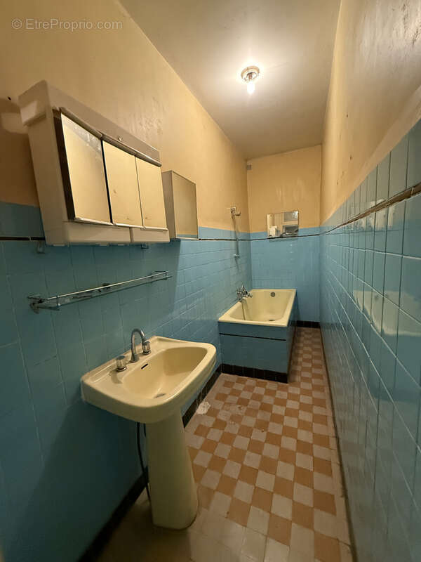 Appartement à TOURNEMIRE