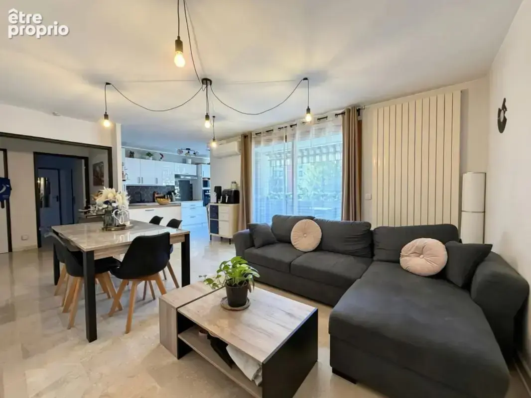 Appartement à VILLEURBANNE