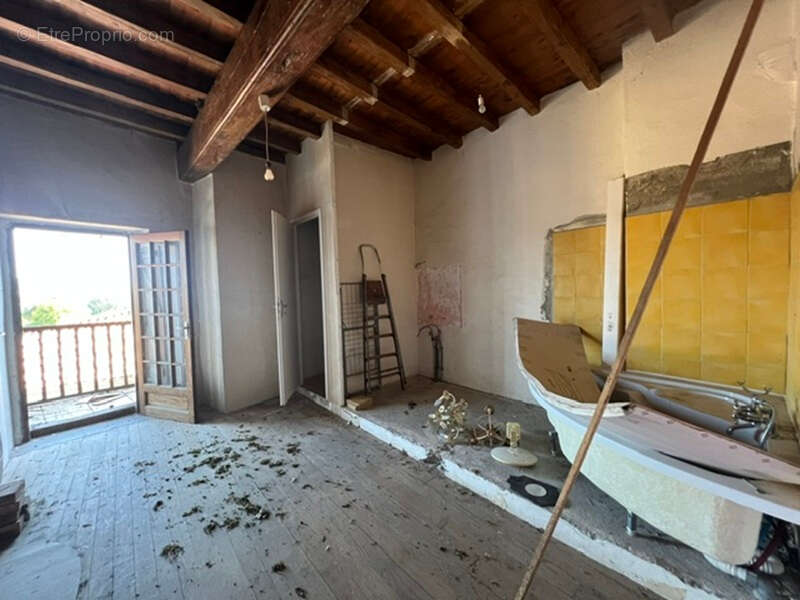 Maison à AIGUILLON