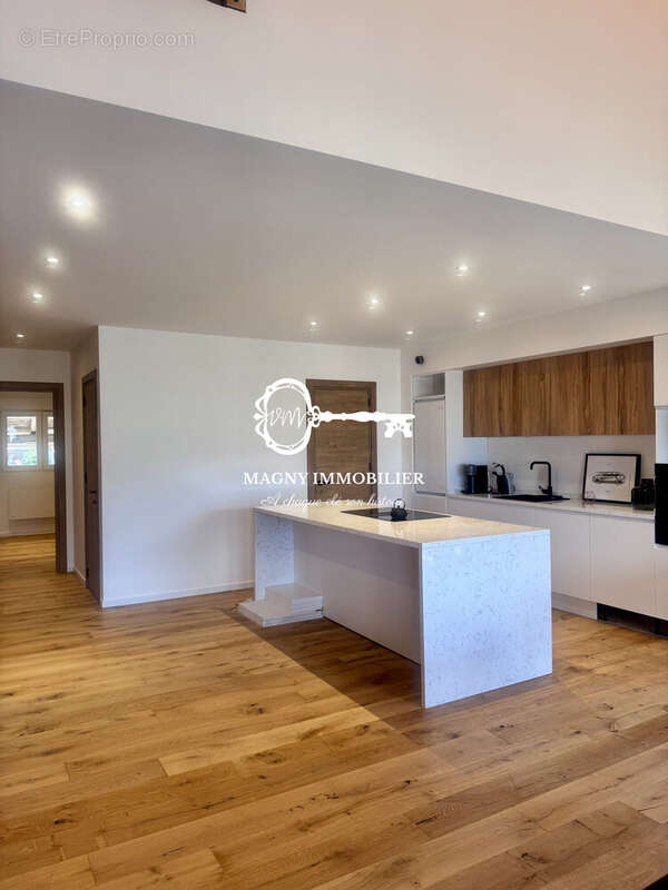 Appartement à MARNAZ