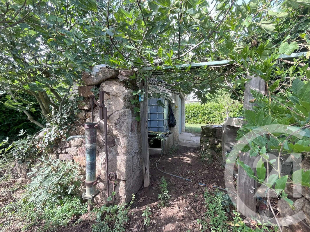 Terrain à ROIFFIEUX