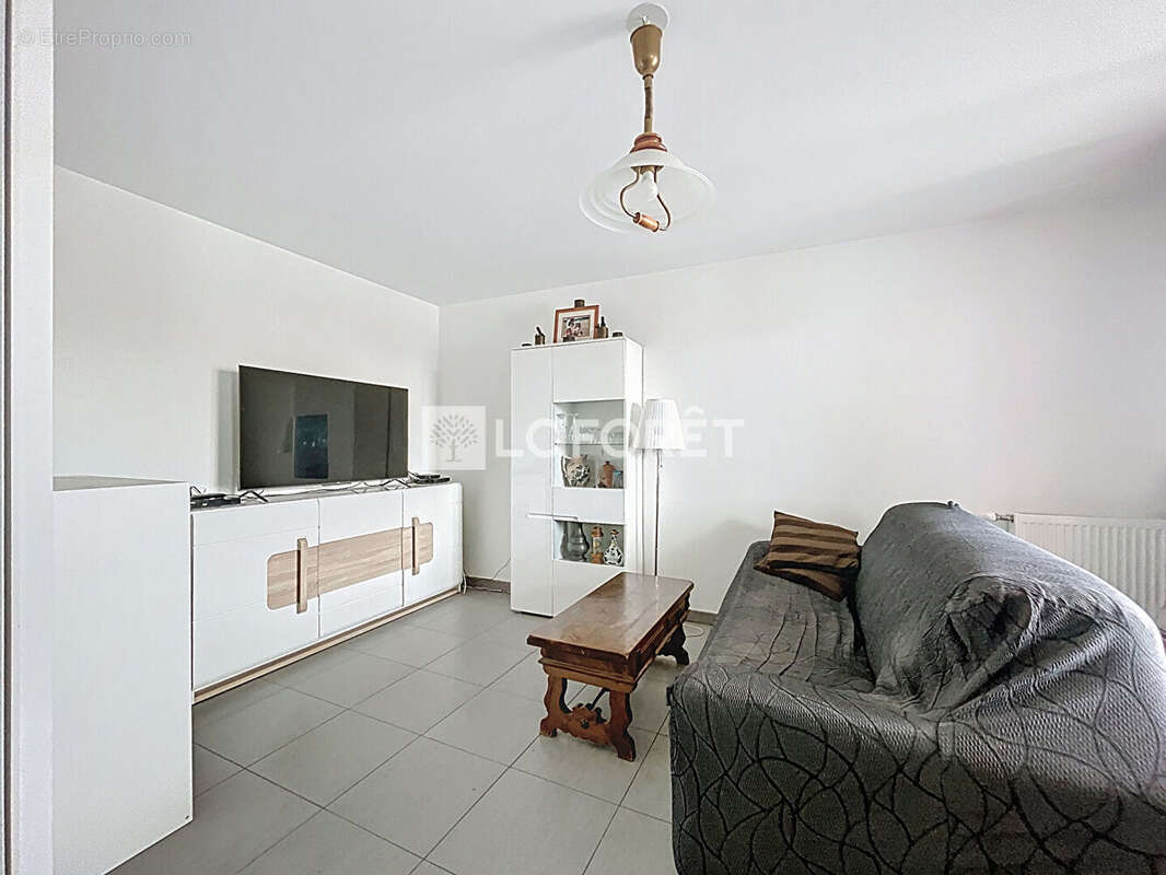 Appartement à SATHONAY-CAMP